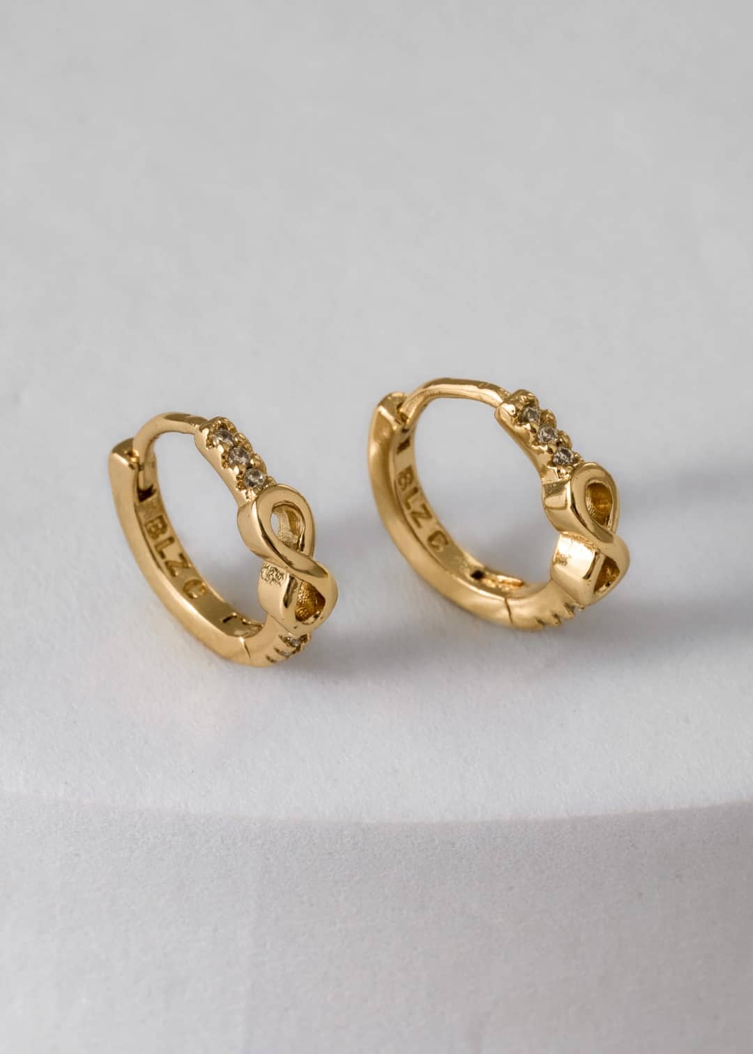 Candonga infinito en oro laminado 18K - Ofir18K