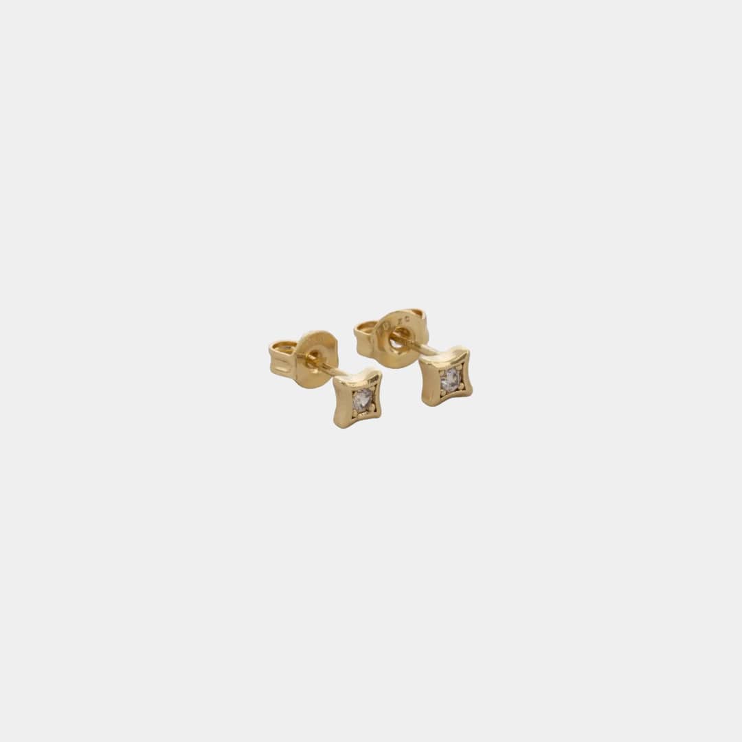Topo quadra crystal 4 mm en oro laminado 18K - Ofir18K